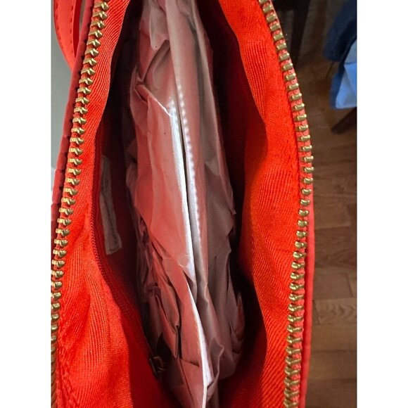 Universal Thread orange purse - NWT - Picture 4 of 4